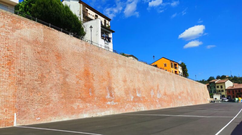 tamburello a muro asti